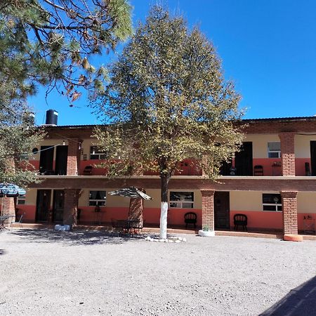 Hotel Hacienda Las Barrancas Del Cobre Areponapuchi Esterno foto